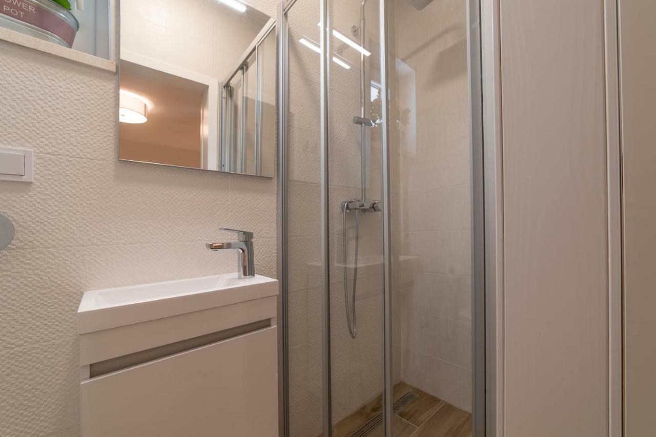 Mary Ann Apartment 2 Кавтат Екстериор снимка